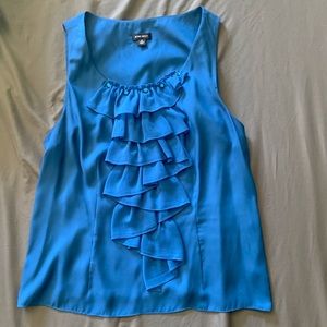 Nine West ruffle front sleeveless blouse